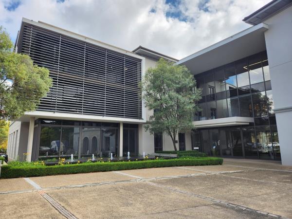 330 m² Commercial space