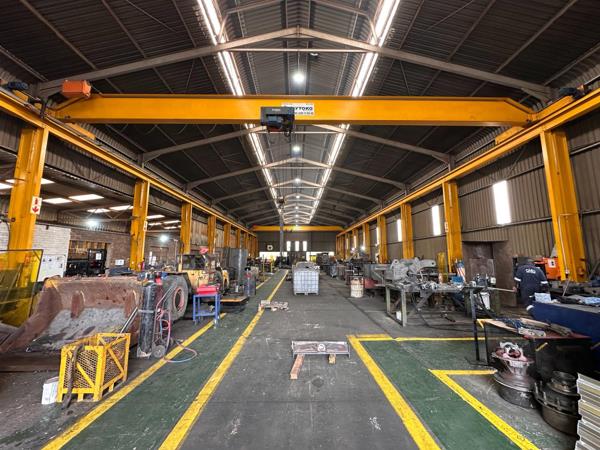 3 500  m² Industrial space