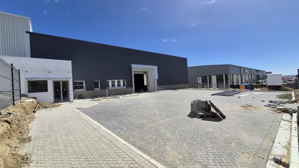 976.6 m² Industrial space
