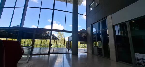 250 m² Retail Space