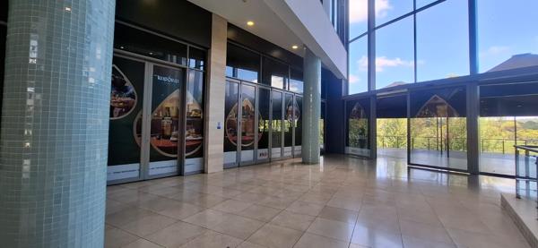 300 m² Retail Space