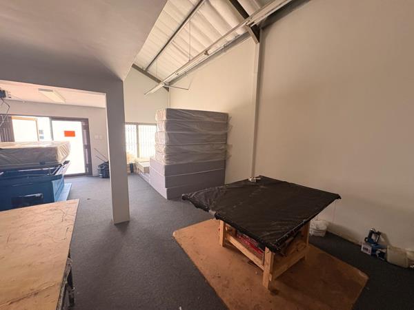 180 m² Commercial space