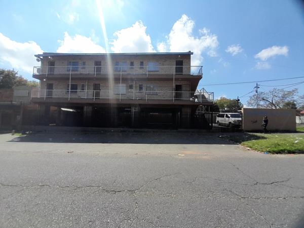 12 Bedroom House