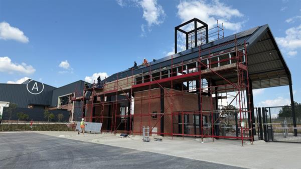 572 m² Industrial space