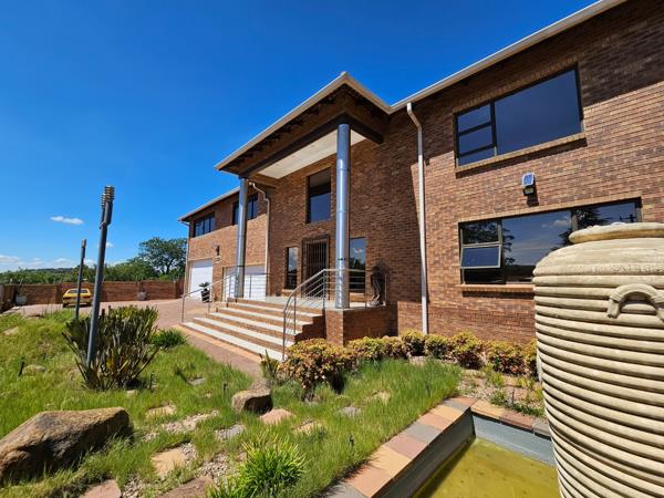 6 Bedroom House