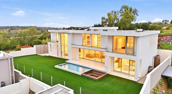 4 Bedroom House