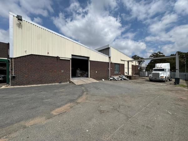 1 200 m² Industrial space