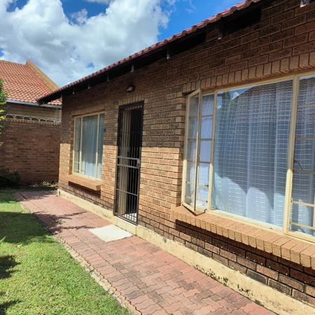 2 Bedroom Townhouse