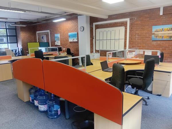 210 m² Office Space