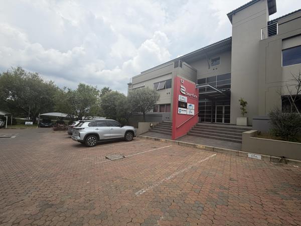 1 020 m² Commercial space