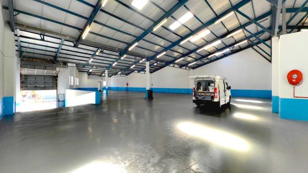 1 300 m² Industrial space