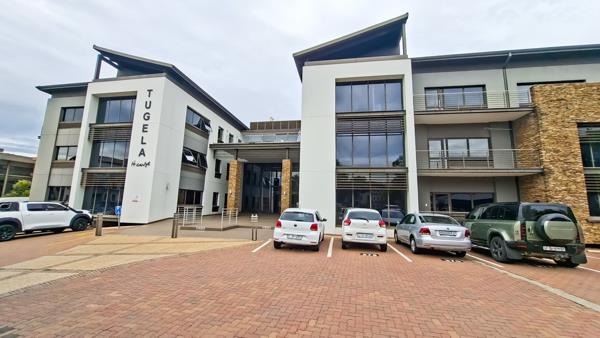 375 m² Office Space