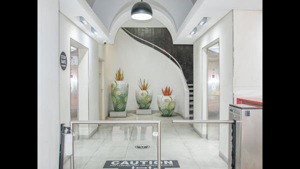 343 m² Office Space