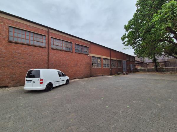 700 m² Industrial space