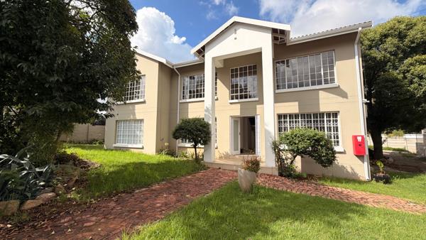 320 m² Office Space