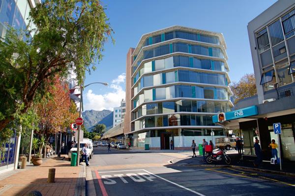 408 m² Commercial space