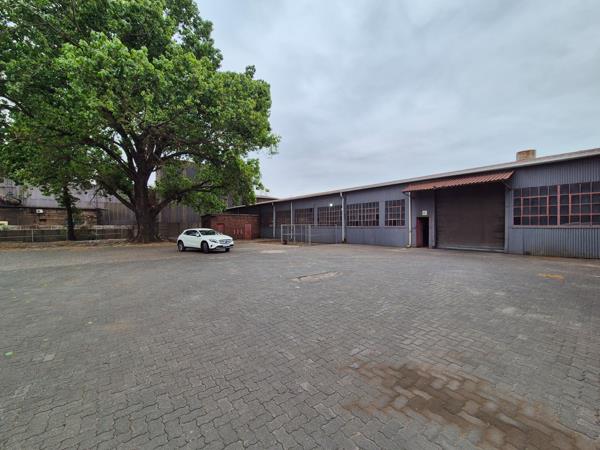 2 200 m² Industrial space