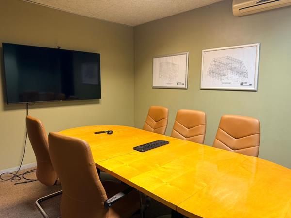 159 m² Commercial space