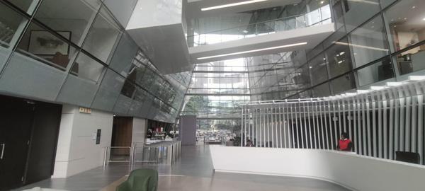 423 m² Commercial space