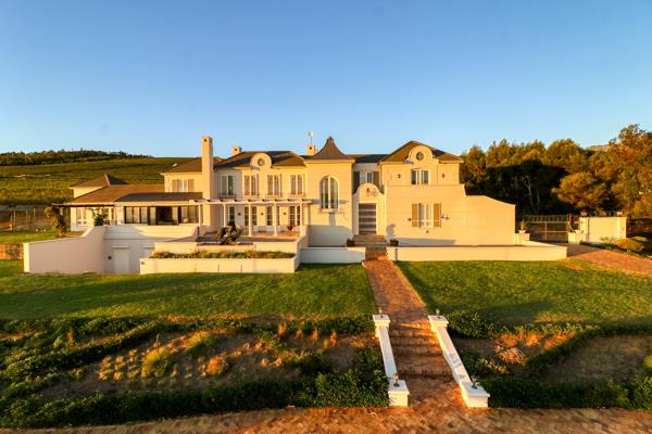 5 Bedroom House