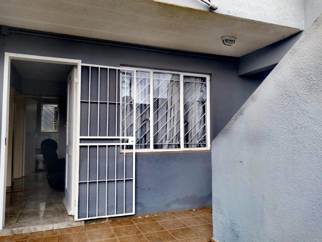 Apartment in Kempton Park, Aston Manor, Ekurhuleni Ward 15 - View 3