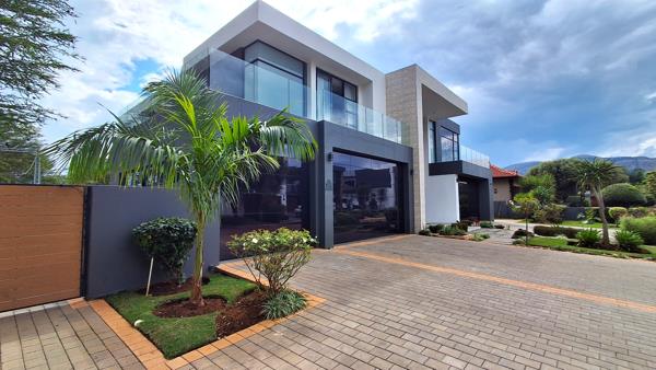 6 Bedroom House