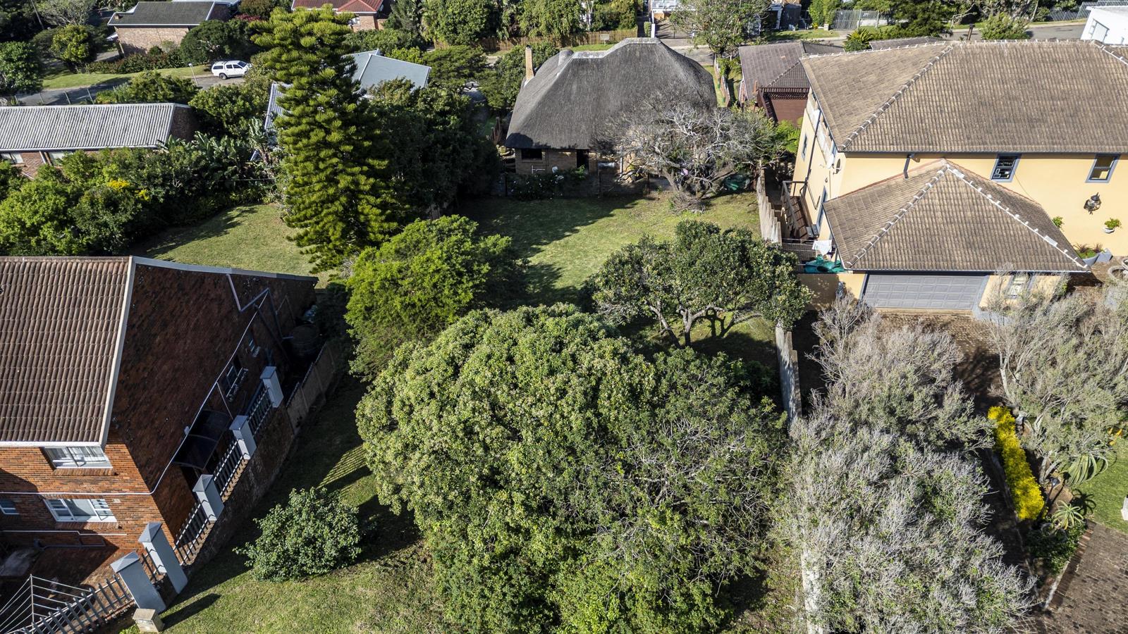 661 m² Land - View 2