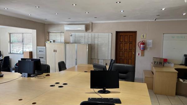 200 m² Office Space