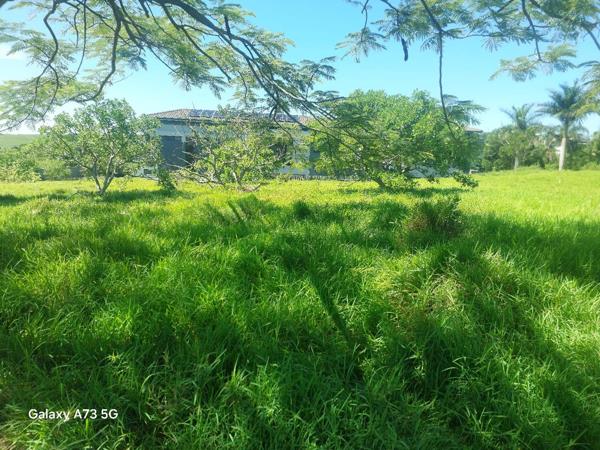 1 452 m² Land