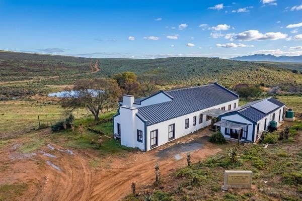 2 244 ha Commercial Farm