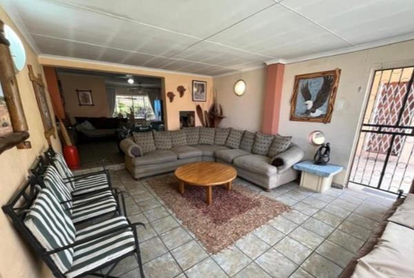 5 Bedroom House