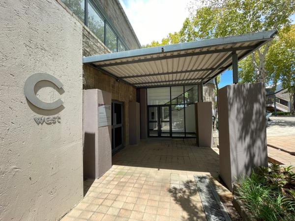 483.3 m² Commercial space