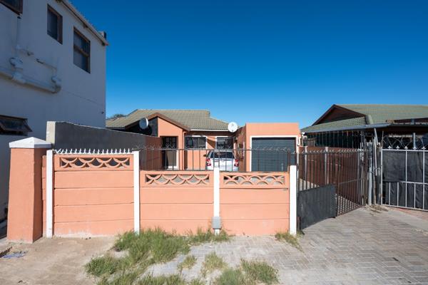 2 Bedroom House