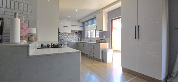 3 Bedroom Simplex
