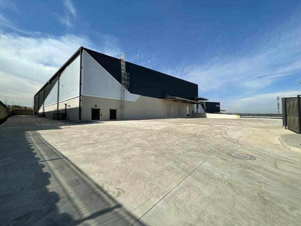 4 883 m² Industrial space