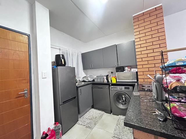 2 Bedroom Apartment in Vorna Valley