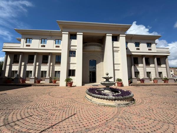 241 m² Commercial space