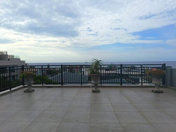 998 m² Commercial space