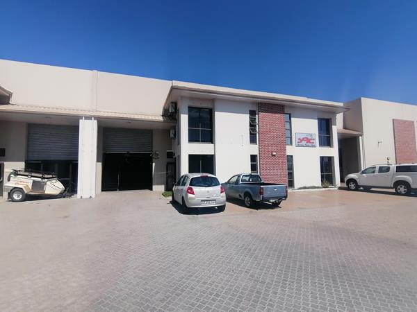 587 m² Industrial space
