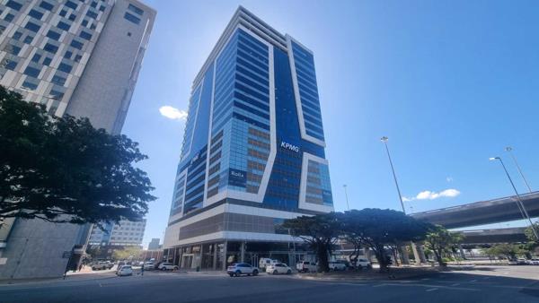 1 660 m² Office Space