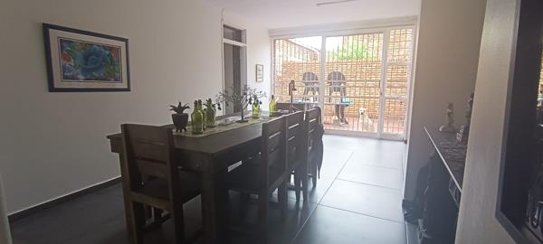 4 Bedroom Townhouse