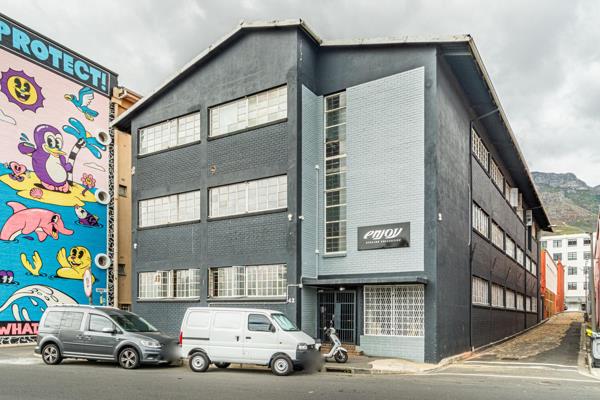 500 m² Office Space