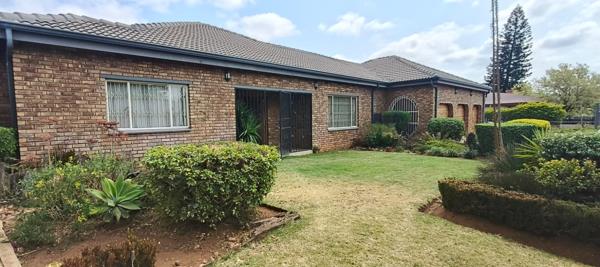 6 Bedroom House