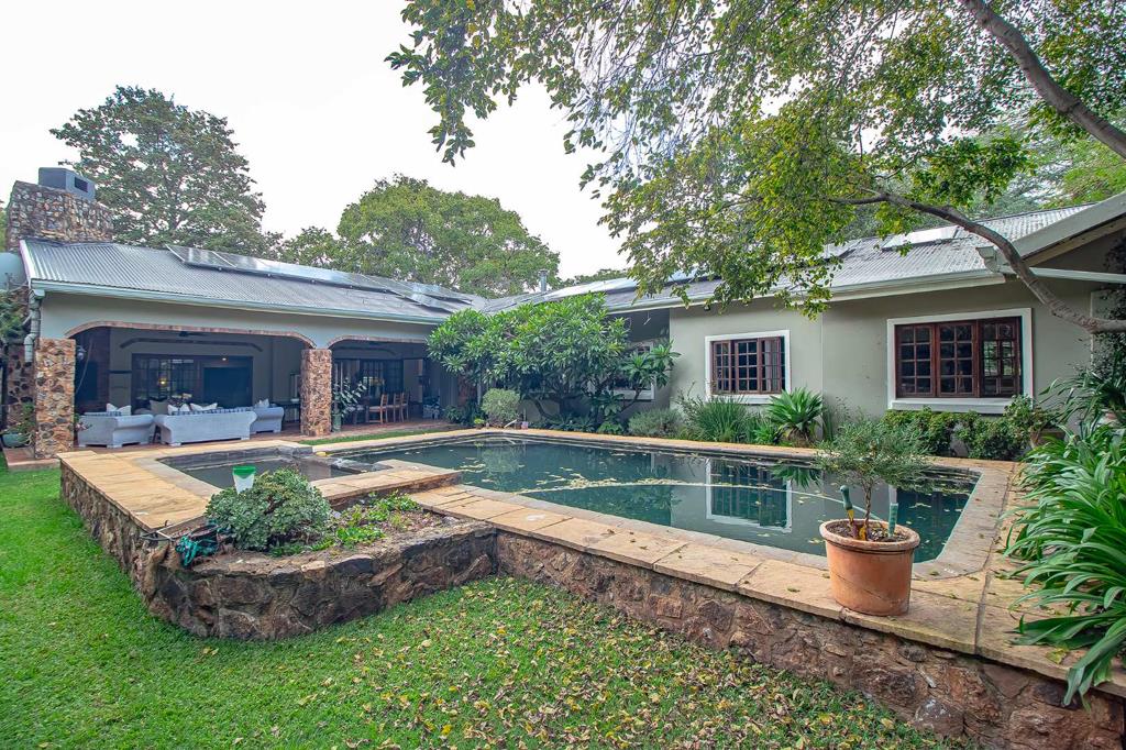 5 Bedroom House