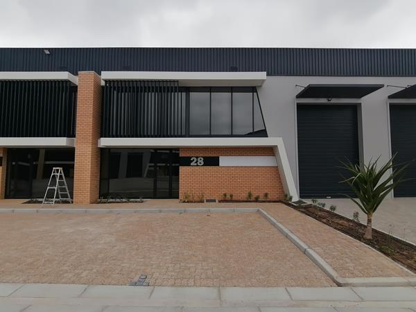 565 m² Industrial space