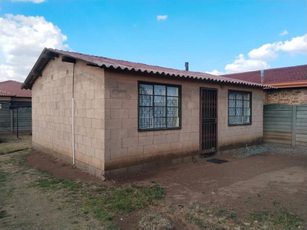 2 Bedroom House