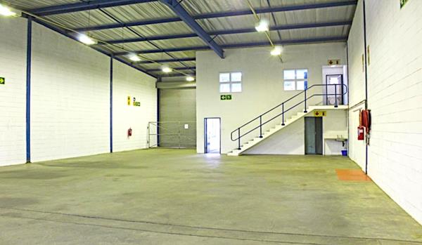 363 m² Industrial space