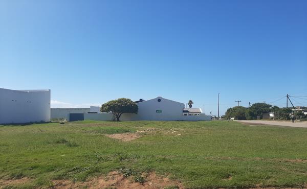 1 108 m² Land