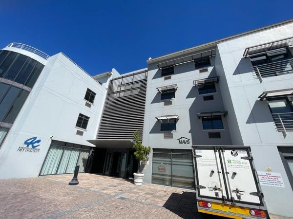 101 m² Office Space