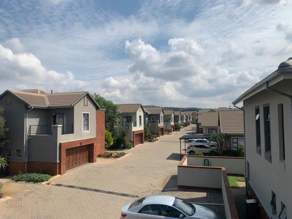 4 Bedroom Townhouse